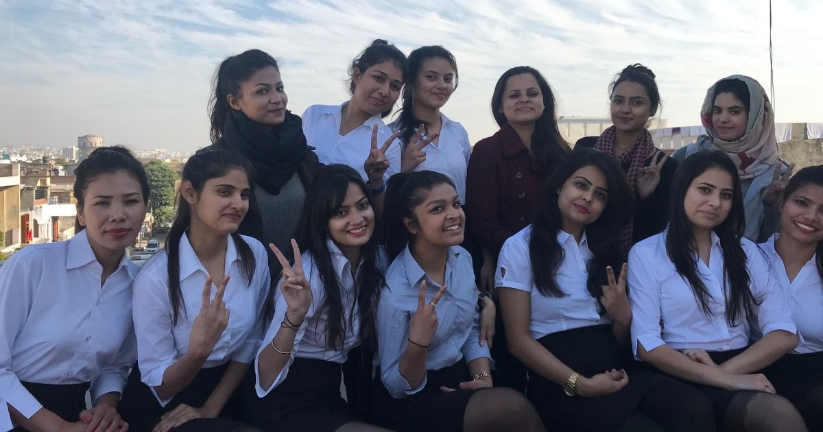 The weekly class, on the campus roof. Gandhi Nagar, Jammu.