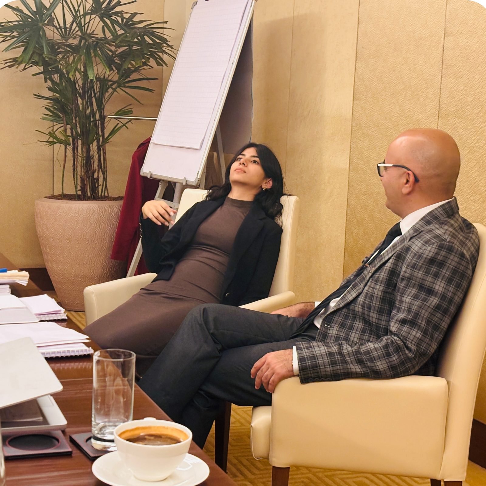 Teaching hypnosis, The Oberoi, Gurugram, 2026.
